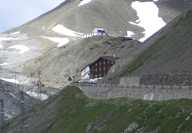 Sommerskigebiet Stilfser Joch (Passo di Stelvio): Kurz vor der Passhöhe