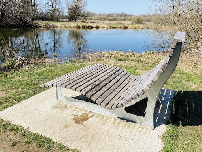 Ruhebank am Steinhuder Meer Radweg